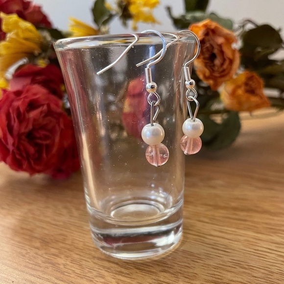 2/$15 Delicate Peach Beaded Earrings - Picture 1 of 1